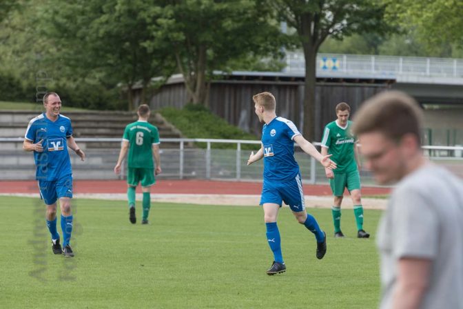 VfL Wolbeck : Teuto Riesenbeck - Wolbecks 1. gab sich nicht zufrieden mit dem 2:0 19